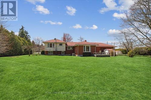 1 Westview Crescent, Hamilton, ON - Outdoor