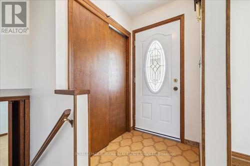 1 Westview Crescent, Hamilton, ON - Indoor Photo Showing Other Room