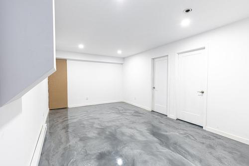 Family room - 235  - 237 Rue Ste-Marie, Terrebonne (Terrebonne), QC - Indoor