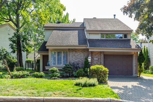 1100 Rue des Gélinottes  Longueuil (Le Vieux-Longueuil), QC J4G 2C9