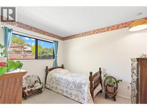 BEDROOM 2 of 5 - 3011 11 Street, Vernon, BC - Indoor Photo Showing Bedroom