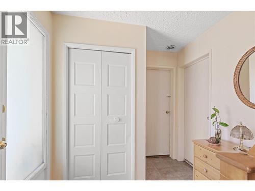 ENTRY HALLWAY - With hall closet! - 3011 11 Street, Vernon, BC - Indoor