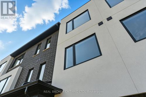 Hi-quality vinyl casementlow E-Argon thermo-pane - Unit 3 - 161 Fifth Avenue, Brant, ON - Outdoor With Exterior