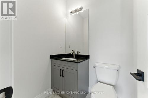 Unit 3 - 161 Fifth Avenue, Brant, ON - Indoor Photo Showing Bathroom