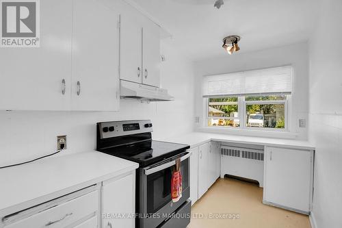 547 Fifth Street E, Cornwall, ON - Indoor Photo Showing Kitchen