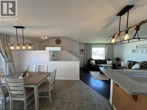 5201 Hallmark Crescent, Fort Nelson, BC - Indoor Photo Showing Dining Room