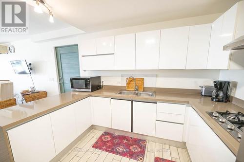 Playa Caracol - Ventanas Del Mar, Panama, ON - Indoor Photo Showing Kitchen With Double Sink