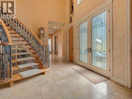 318 Crystal Bay Drive, Amherstburg, ON - Indoor Photo Showing Other Room