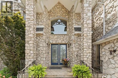 318 Crystal Bay Drive, Amherstburg, ON - Outdoor