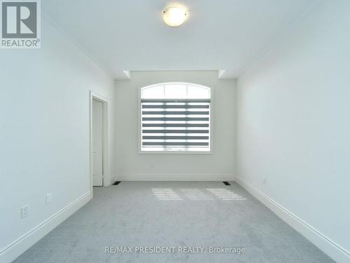 210 Mckean Drive, Whitchurch-Stouffville, ON - Indoor Photo Showing Other Room