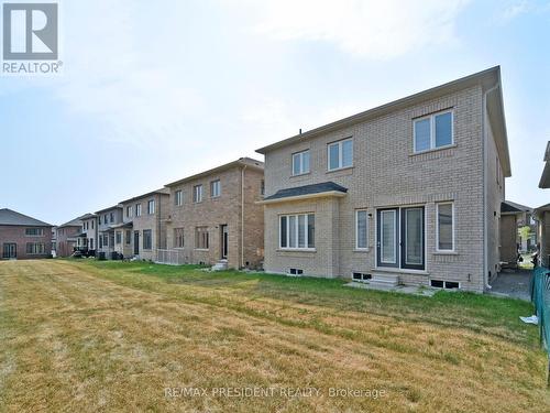 210 Mckean Drive, Whitchurch-Stouffville, ON - Outdoor