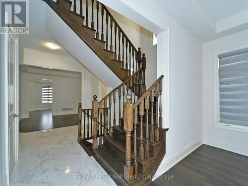 210 Mckean Drive, Whitchurch-Stouffville, ON - Indoor Photo Showing Other Room