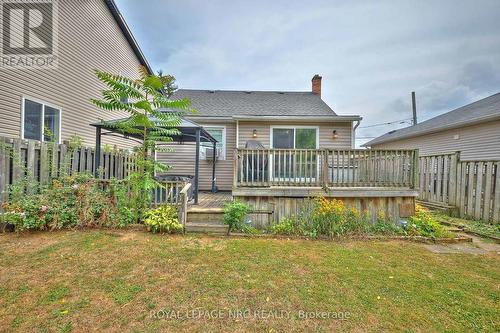 8 Woodburn Avenue, St. Catharines (Oakdale), ON - Outdoor With Deck Patio Veranda