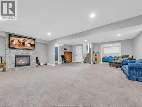 404 Brown, Amherstburg, ON - Indoor With Fireplace