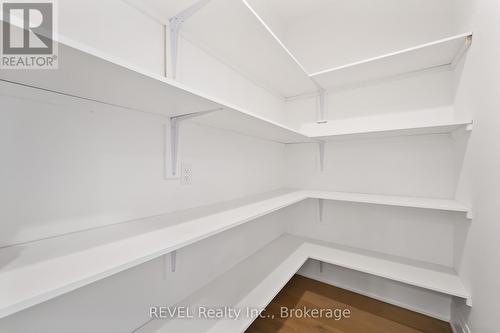 8 Accursi Crescent, Pelham (Fonthill), ON - Indoor With Storage