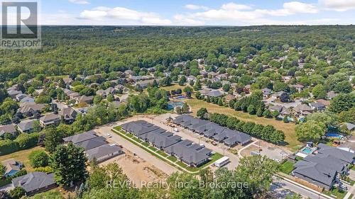 8 Accursi Crescent, Pelham (Fonthill), ON - Outdoor With View