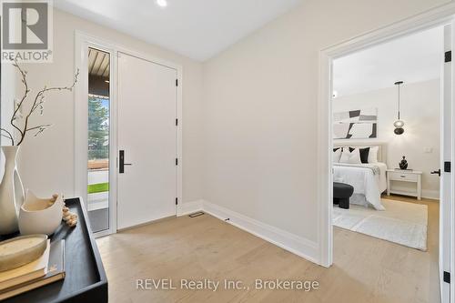 8 Accursi Crescent, Pelham (Fonthill), ON - Indoor