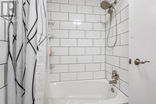 14 - 453 Albert Street, Waterloo, ON - Indoor Photo Showing Bathroom