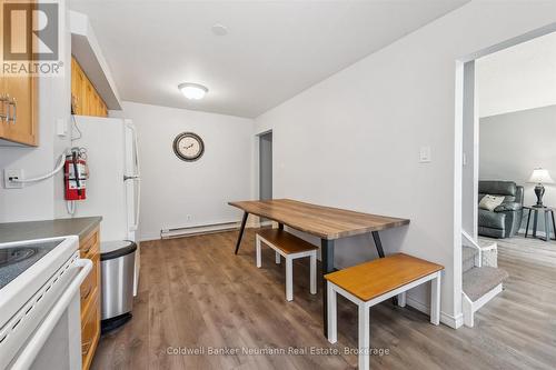 14 - 453 Albert Street, Waterloo, ON - Indoor Photo Showing Kitchen