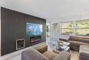 214-1479 Glenmore Road, Kelowna, BC  - Indoor Photo Showing Living Room 