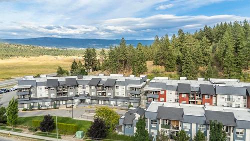214-1479 Glenmore Road, Kelowna, BC - Outdoor With View