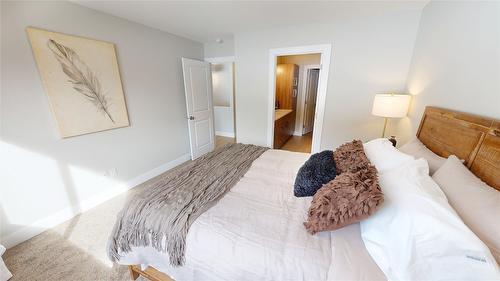 331 Legacy Lookout, Cranbrook, BC - Indoor Photo Showing Bedroom