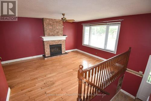 79 Barrington Drive, Welland (Prince Charles), ON - Indoor With Fireplace