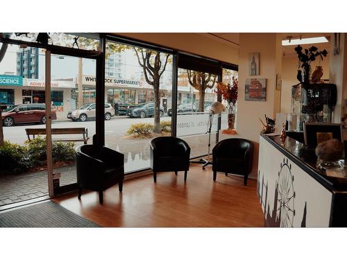 15239 Russell Avenue, White Rock, BC 
