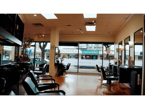 15239 Russell Avenue, White Rock, BC 