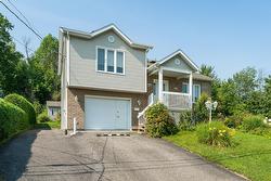 238 Rue Ovila-Bergeron  Magog, QC J1X 7L5