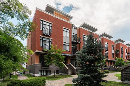 2-2244 Rue Victoria  Montréal (Lachine), QC H8S 1Z3