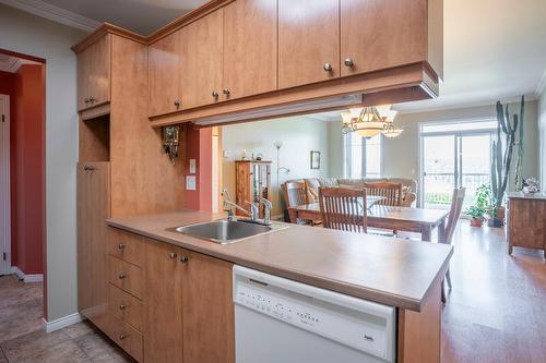 Kitchen - 104-8652 6E Avenue, Saint-Georges, QC - Indoor Photo Showing Kitchen