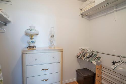 Walk-in closet - 104-8652 6E Avenue, Saint-Georges, QC - Indoor With Storage