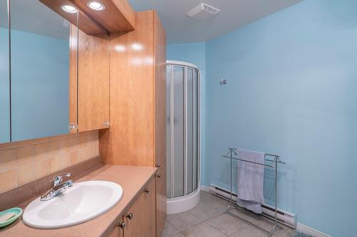 Bathroom - 104-8652 6E Avenue, Saint-Georges, QC - Indoor Photo Showing Bathroom