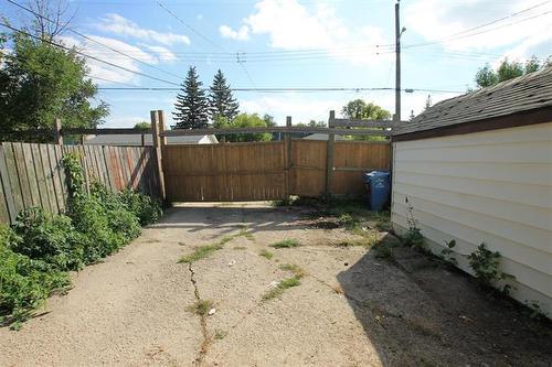 1388 Manitoba Ave, Winnipeg, MB 