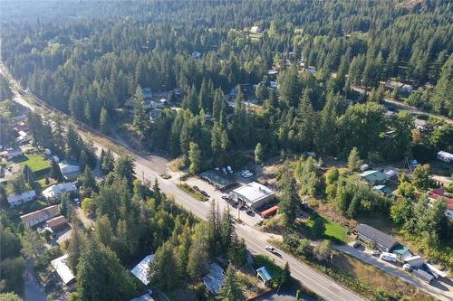 7699 3A Highway, Balfour, BC 