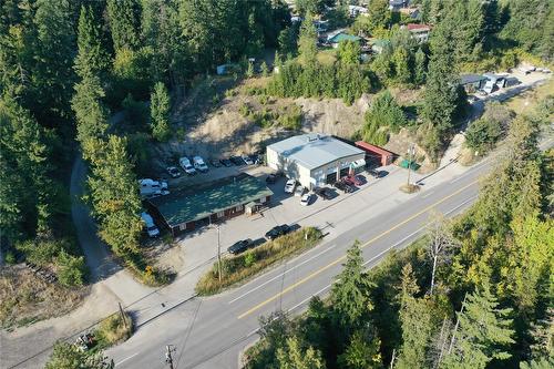 7699 3A Highway, Balfour, BC 
