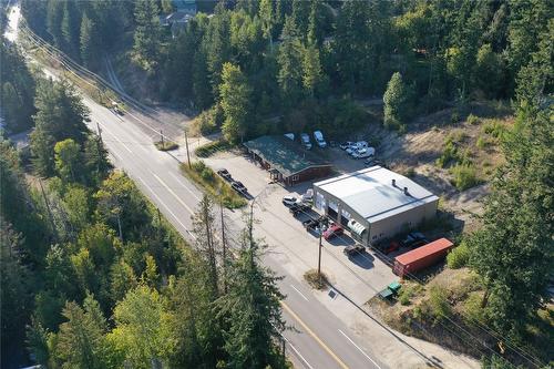7699 3A Highway, Balfour, BC 