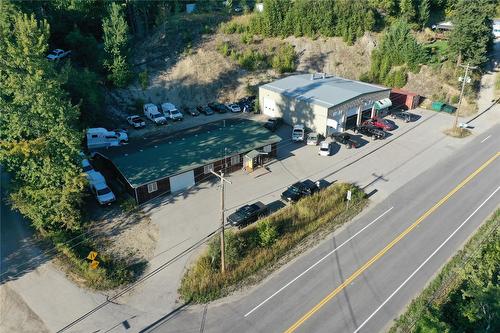 7699 3A Highway, Balfour, BC 