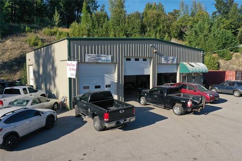 7699 3A Highway, Balfour, BC 