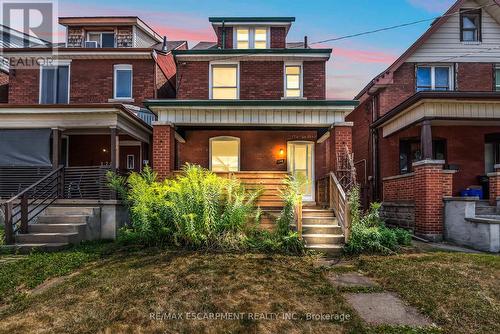 170 GROSVENOR AVENUE N  Hamilton, ON L8L 7S8