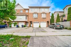 99 SUFI CRESCENT  Toronto, ON M4A 2X2