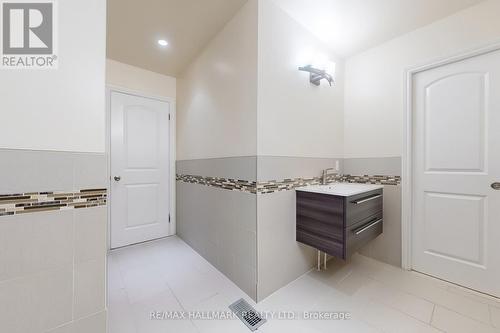 11 Loggers Trail, Whitchurch-Stouffville, ON - Indoor Photo Showing Other Room