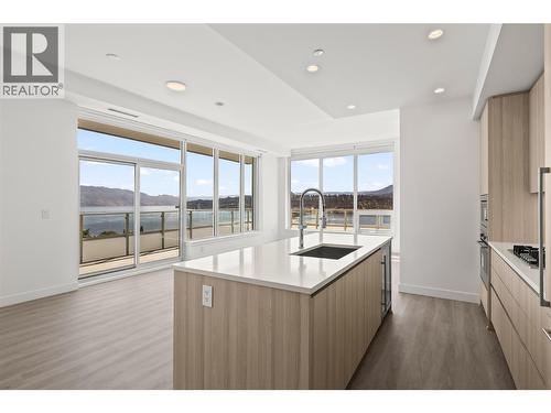 Brand-new, 3-Bed + Den | 2-Bath condo in Downtown Kelowna. - 238 Leon Avenue Unit# 2107, Kelowna, BC - Indoor Photo Showing Kitchen With Double Sink With Upgraded Kitchen