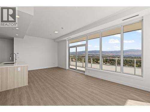 238 Leon Avenue Unit# 2107, Kelowna, BC - Indoor