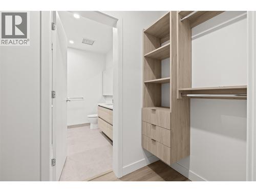 Walk-thru closet with built-ins - 238 Leon Avenue Unit# 2107, Kelowna, BC - Indoor
