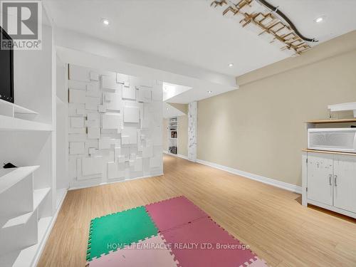 80 Sweetwood Circle, Brampton, ON - Indoor Photo Showing Other Room