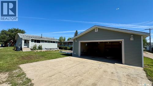 110 Stanley Street, Elbow, SK - Outdoor