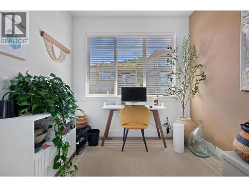 1664 Tower Ranch Drive, Kelowna, BC - Indoor