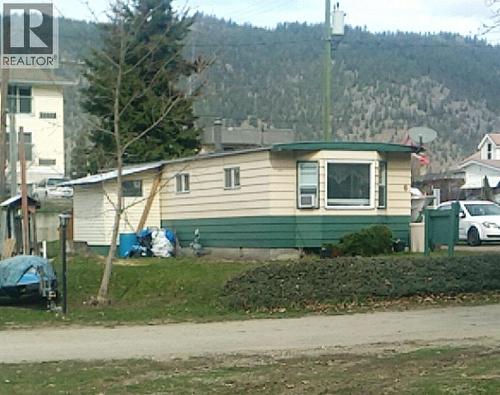 Park Owned Unit - 746 Thompson Avenue, Chase, BC - Outdoor